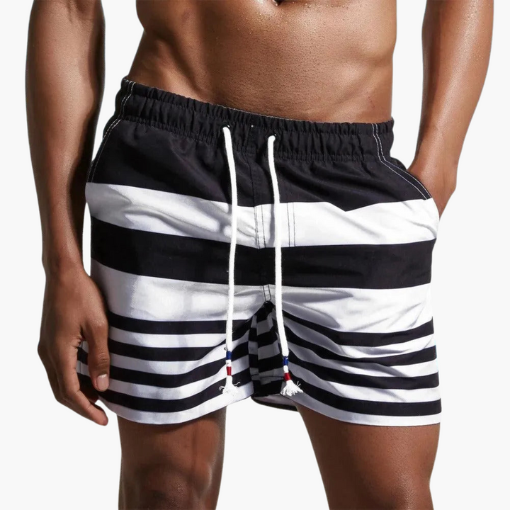 Bañadores cortos masculinos elegantes