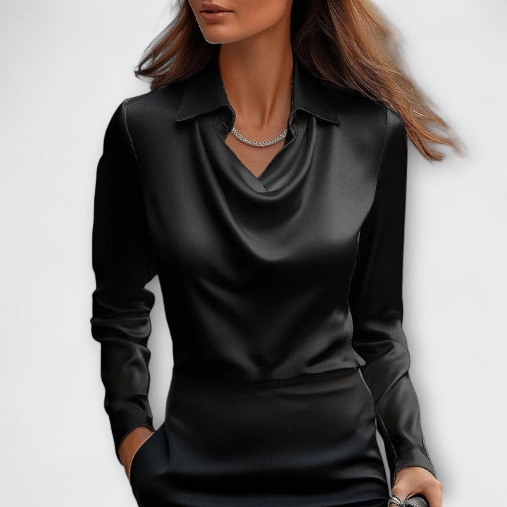 Quinn | Blusa brillante con cuello fruncido