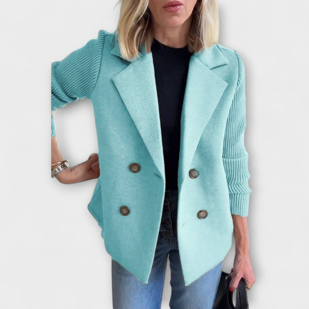 Amora | Blazer Elegante con Mangas de Tejido